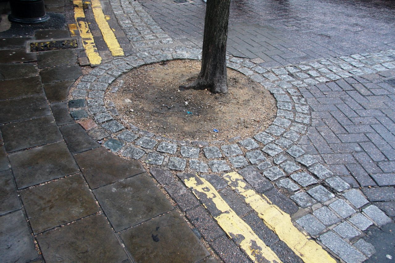 Upgrading the setting of the Sundial Pillar and The Dials — Seven Dials ...