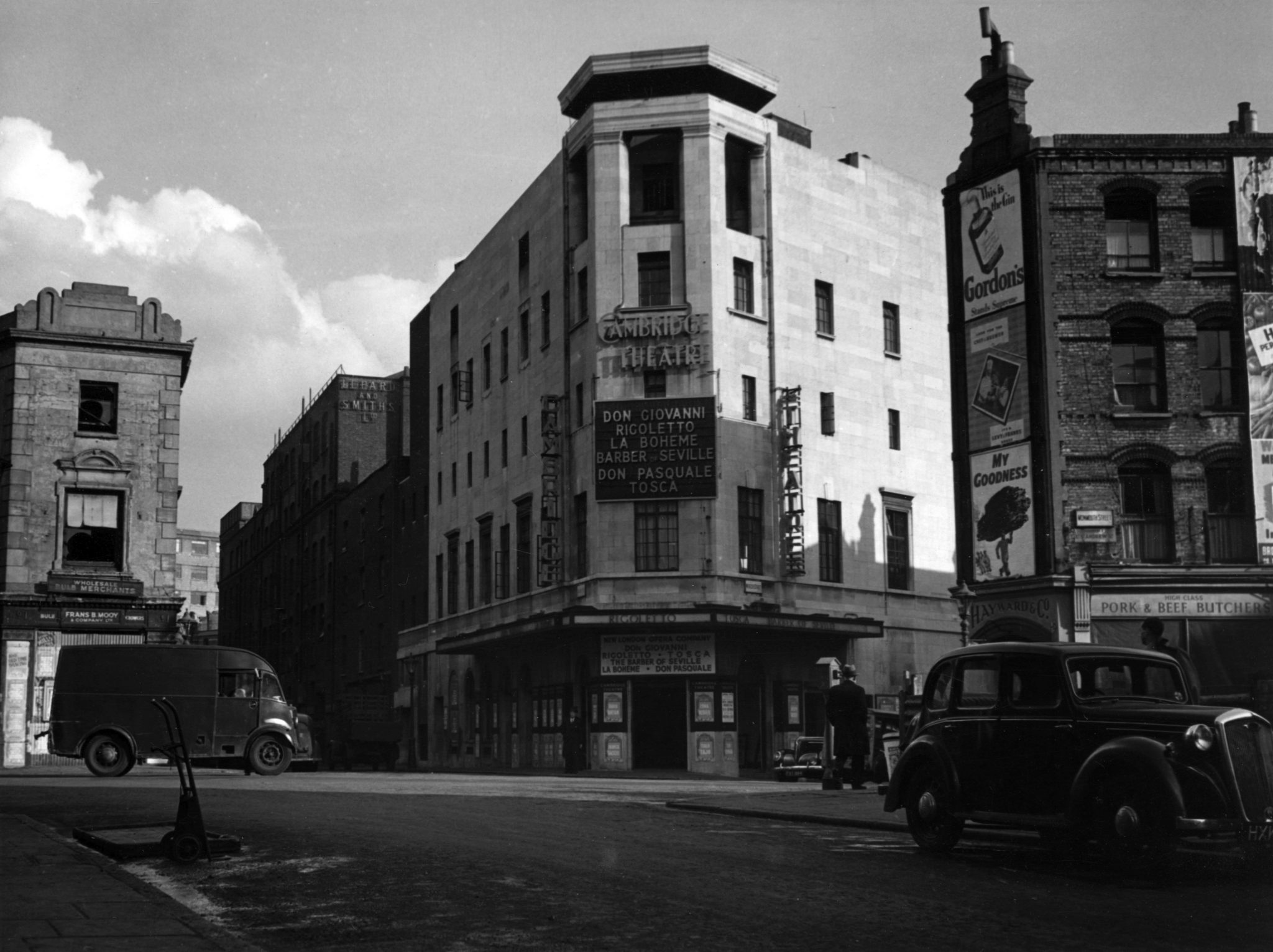 Cambridge Theatre — Seven Dials Covent Garden Study