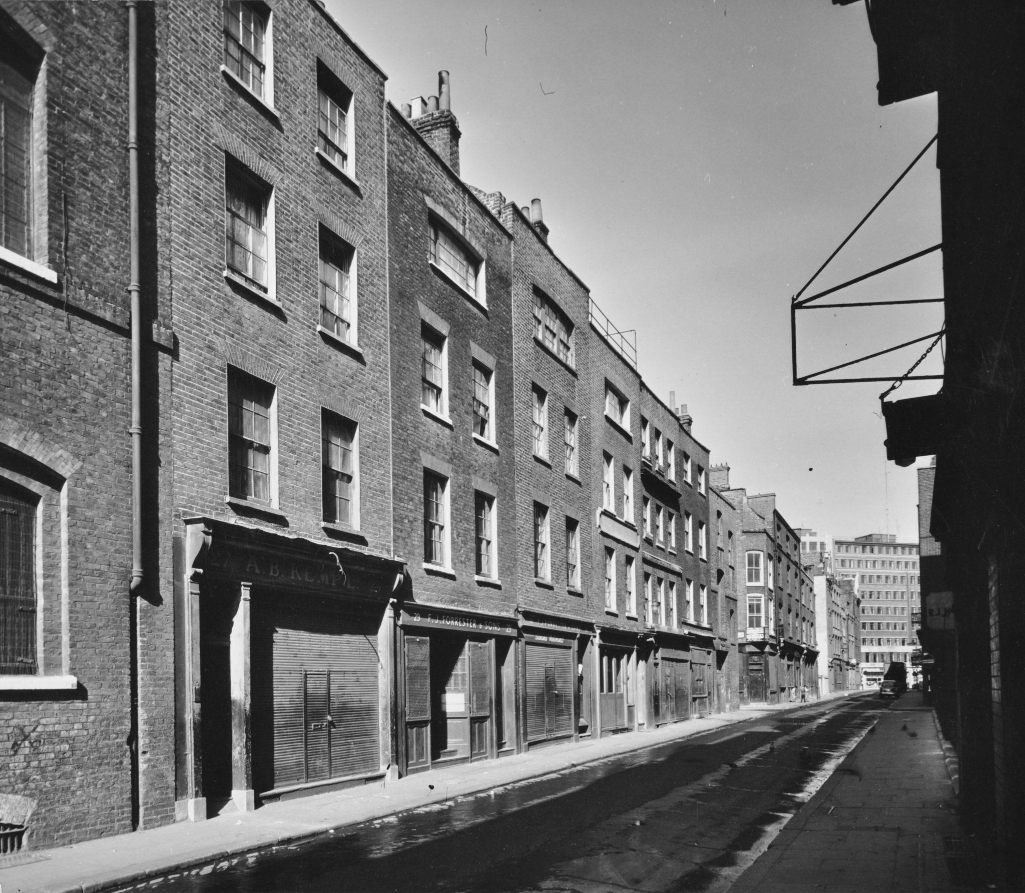 No. 31, Neal Street — Seven Dials Covent Garden Study