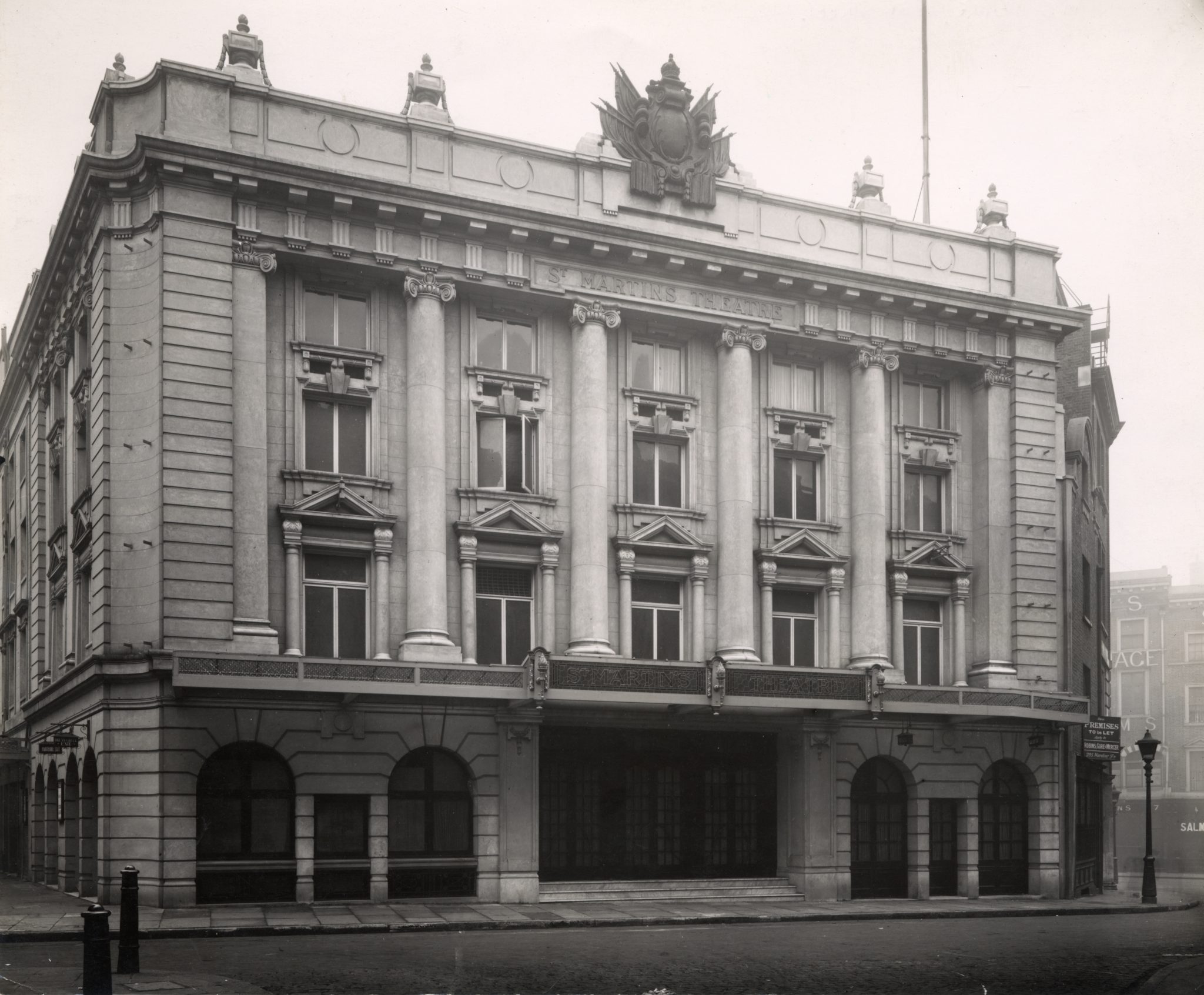 St martin s theatre seven dials covent garden study